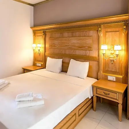 Halkidiki Greek Pride ηotel And アパートホテル 3*