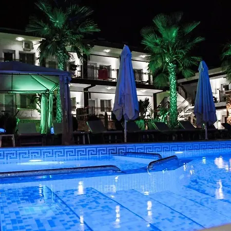 Halkidiki Greek Pride ηotel And アパートホテル