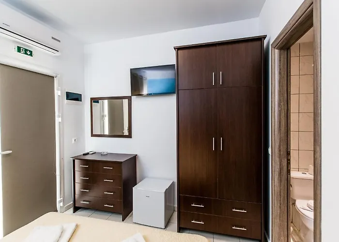 Halkidiki Greek Pride ηotel And Skála Foúrkas