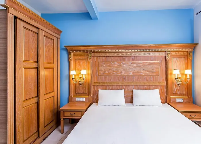 Halkidiki Greek Pride ηotel And