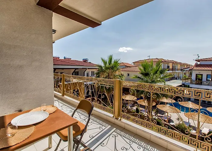 Halkidiki Greek Pride ηotel And Hotel apartamentowy Skála Foúrkas