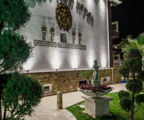 Halkidiki Greek Pride ηotel And Hotel apartamentowy Skála Foúrkas