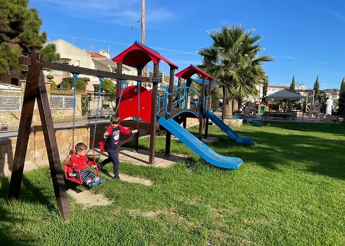 Halkidiki Greek Pride ηotel And Skála Foúrkas