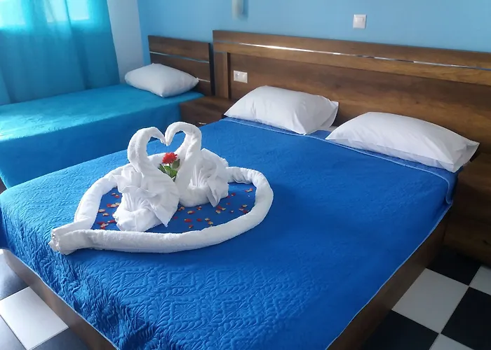Halkidiki Greek Pride ηotel And Hotel apartamentowy 3*