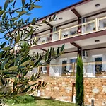 Aparthotel Halkidiki Greek Pride ηotel And 3*