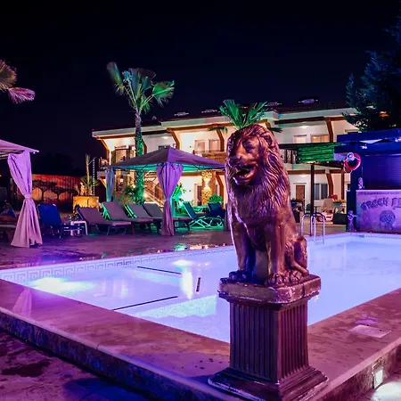 아파트호텔 Halkidiki Greek Pride ηotel And