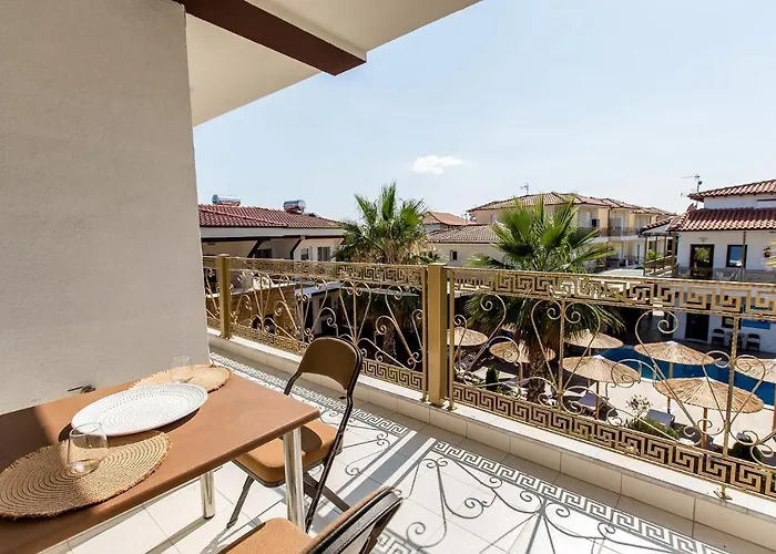 Halkidiki Greek Pride ηotel And Skála Foúrkas