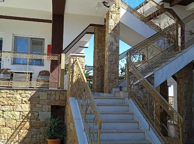 Halkidiki Greek Pride ηotel And