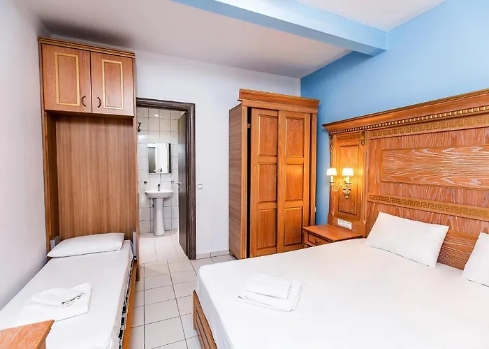 Halkidiki Greek Pride ηotel And